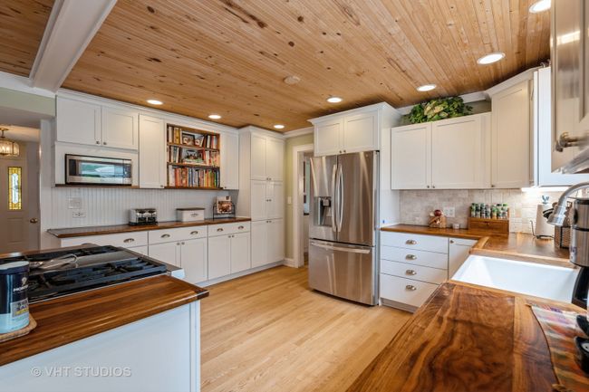 1810 Hunters Ln, House other with 4 bedrooms, 3 bathrooms and 8 parking in Spring Grove IL | Image 15