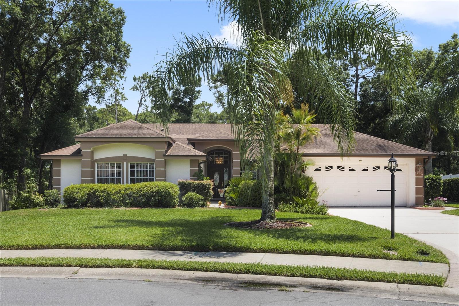 Falling Leaf Ct, Deland, FL 32724
