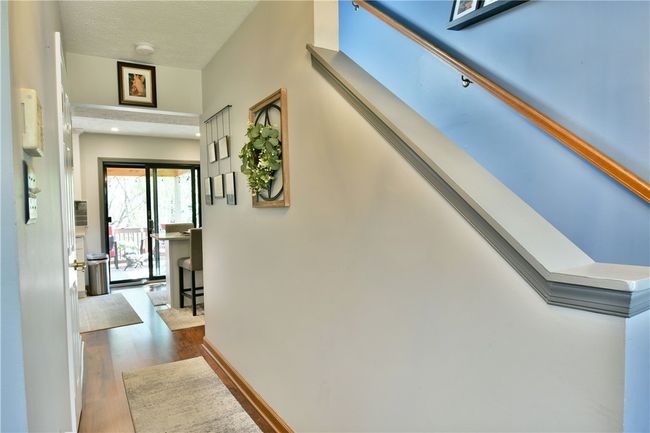 290 Shady Glen Dr, House other with 3 bedrooms, 2 bathrooms and null parking in Coraopolis PA | Image 7