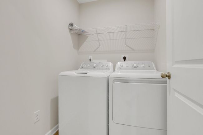 8568 Gable Loop, Condo with 4 bedrooms, 3 bathrooms and null parking in Canal Winchester OH | Image 37