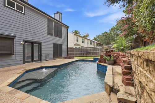 4708 Glenbrook Dr, Grapevine, TX, 76051-4402 | Card Image
