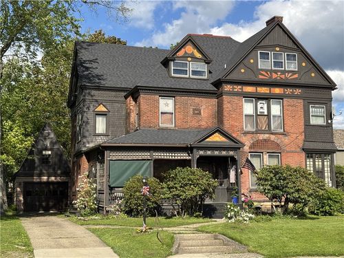 110 Edgar James St, Kane, PA, 16735-5620 | Card Image
