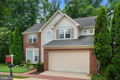 9150 Stonegarden Dr, LORTON, VA, 22079-4731 | Card Image