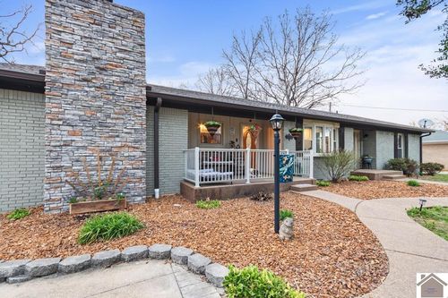 183 Deepwood Estates, Cadiz, KY, 42211-9393 | Card Image