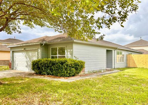 8202 Radial Ct, Rosharon, TX, 77583-6613 | Card Image