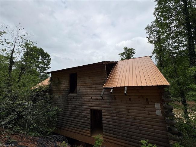 121 Anglers Way, House other with 3 bedrooms, 3 bathrooms and null parking in Lake Lure NC | Image 14