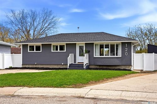 120 Eden Ave, Regina, SK, S4T7A5 | Card Image
