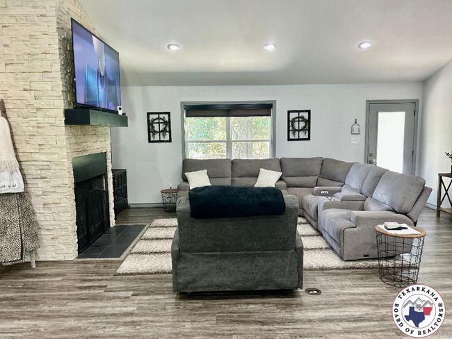 19913 Fm 125 S, House other with 3 bedrooms, 2 bathrooms and null parking in Bivins TX | Image 6