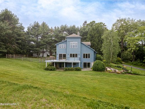 3 Townhouse Hill Rd, Egremont, MA, 01230-8908 | Card Image