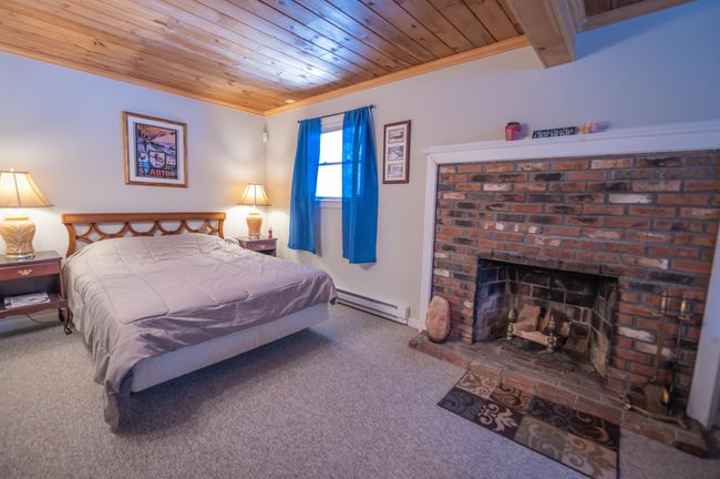 48 Upper Highlands Loop, House other with 5 bedrooms, 2 bathrooms and null parking in West Dover VT | Image 14