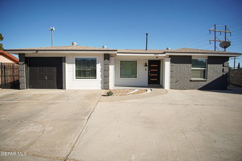 10404 Helican Pl, El Paso, TX, 79924-2316 | Card Image
