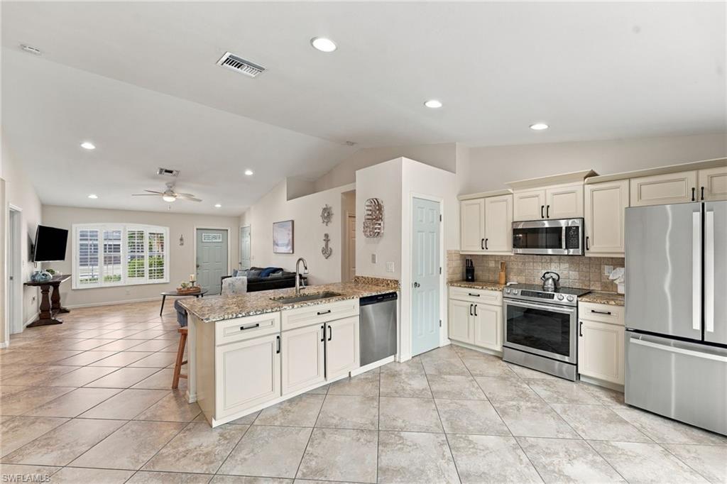 Residential in CAPE CORAL 3