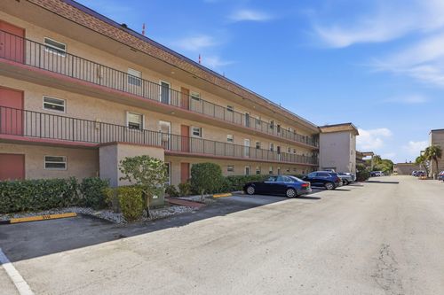 113-721 Lori Dr, Palm Springs, FL, 33461-1290 | Card Image