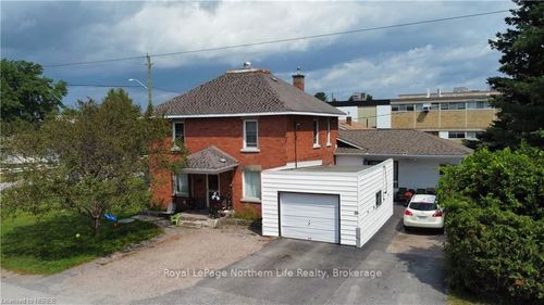 69 Market St, Sturgeon Falls, ON, P2B1W6 | Card Image