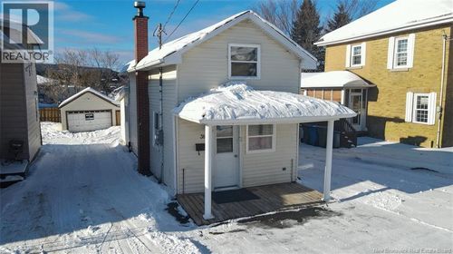 38 39e Ave, Edmundston, NB, E3V2X2 | Card Image