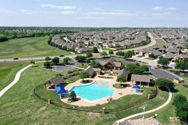 Community pool | Image 34