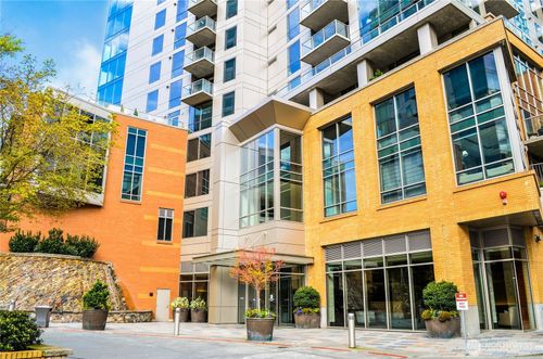 unit-1000-10610 Ne 9th Pl, Bellevue, WA, 98004-8639 | Card Image