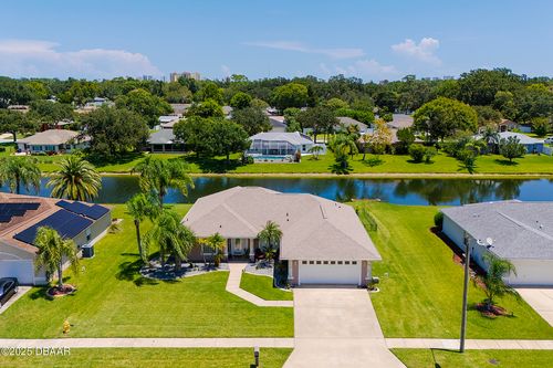 121 Spinnaker Cir, South Daytona, FL, 32119-8559 | Card Image