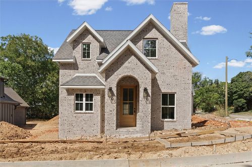 240 E 4th St, Fayetteville, AR, 72701 | Card Image