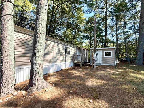 7 Roberts Road, Barrington, NH, 03825 | Card Image