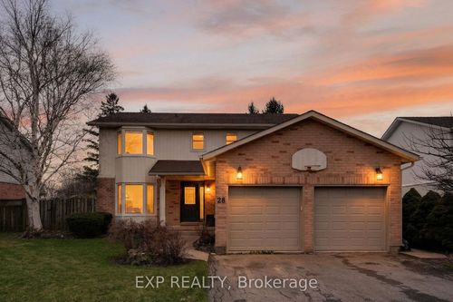 28 Northwood Drive, Welland, ON, L3C6R6 | Card Image