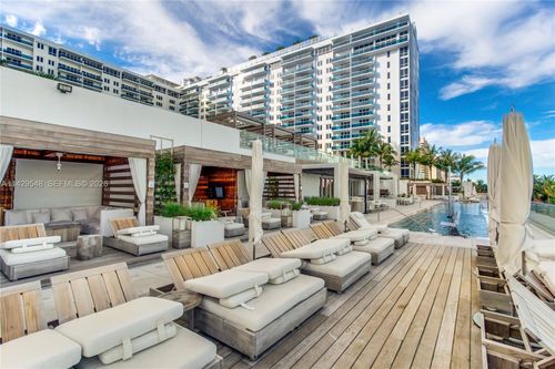 1006-102 24th St, Miami Beach, FL, 33139-1744 | Card Image