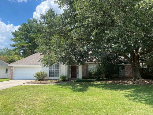 1373 Fairfield Dr, Mandeville, LA, 70448-1055 | Card Image