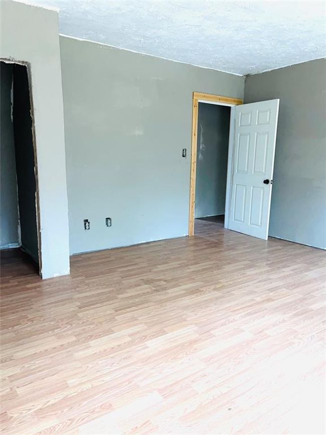 5352 Tall Pine Rd, House other with 2 bedrooms, 1 bathrooms and null parking in Navasota TX | Image 10
