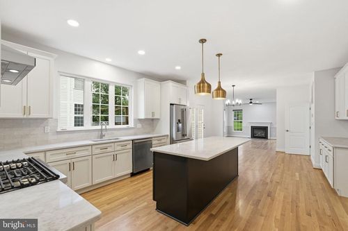 4314 Summit Pl, Alexandria, VA, 22312-1240 | Card Image