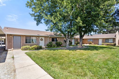 5574 Mountain View Dr, Redding, CA, 96003-1525 | Card Image