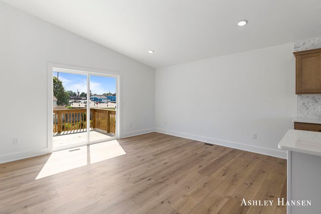 86 Chase Court Nw, House other with 3 bedrooms, 3 bathrooms and null parking in Kent City MI | Image 13