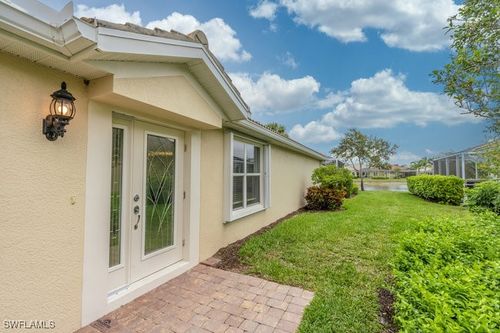 8619 Genova Ct, NAPLES, FL, 34114-2748 | Card Image