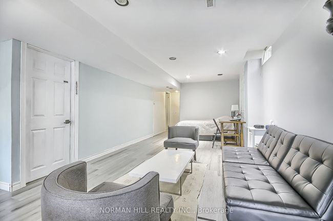 7 Bridlepath St, House attached with 3 bedrooms, 4 bathrooms and 3 parking in Richmond Hill ON | Image 29