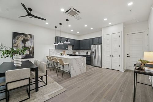 2811 Zach Scott St, Austin, TX, 78723-5488 | Card Image