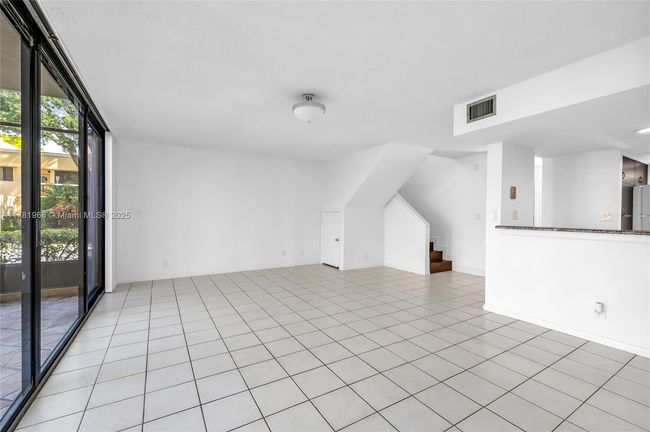 APT-808 - 2821 Sw 87 Th Ave, Condo with 3 bedrooms, 3 bathrooms and null parking in Davie FL | Image 14