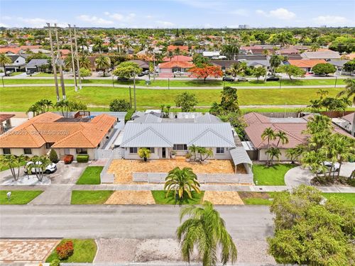 323 Nw 136th Pl, Miami, FL, 33182-1944 | Card Image