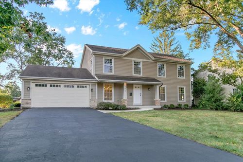 205 White Fawn Trl, Downers Grove, IL, 60516-1512 | Card Image
