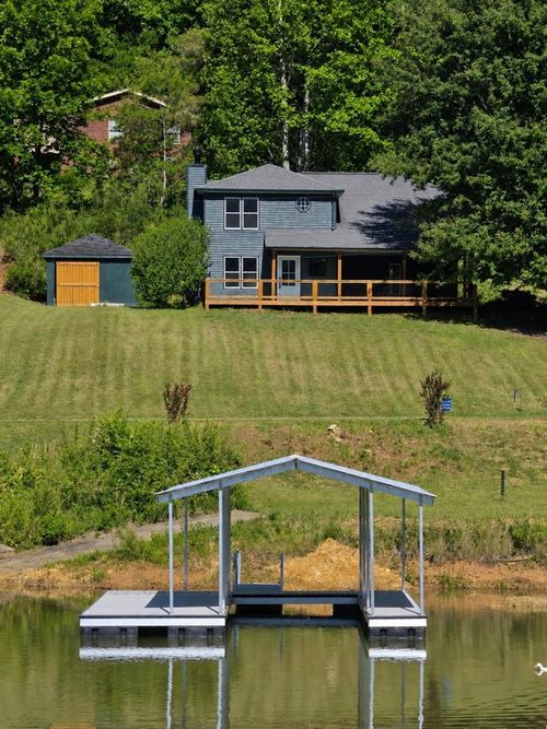 233 Bradshaw Rd, HIAWASSEE, GA, 30546-1824 | Card Image