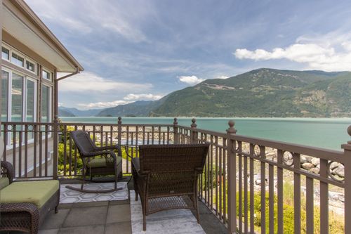 7 Beach Dr, Furry Creek, BC, V0N3Z1 | Card Image