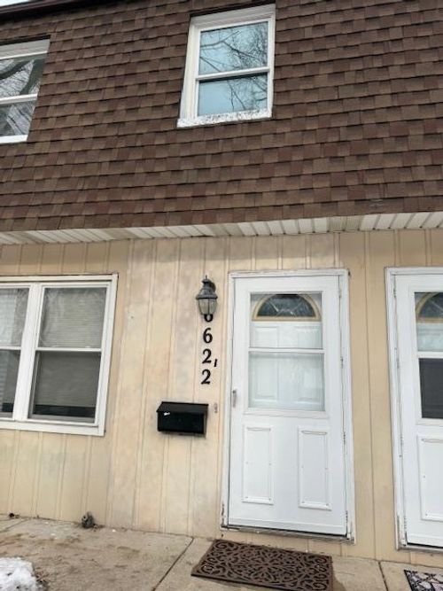 6622 Berkshire Rd, Madison, WI, 53711-2307 | Card Image