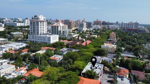 apt-3b-1100 Salzedo St, Coral Gables, FL, 33134-2853 | Card Image