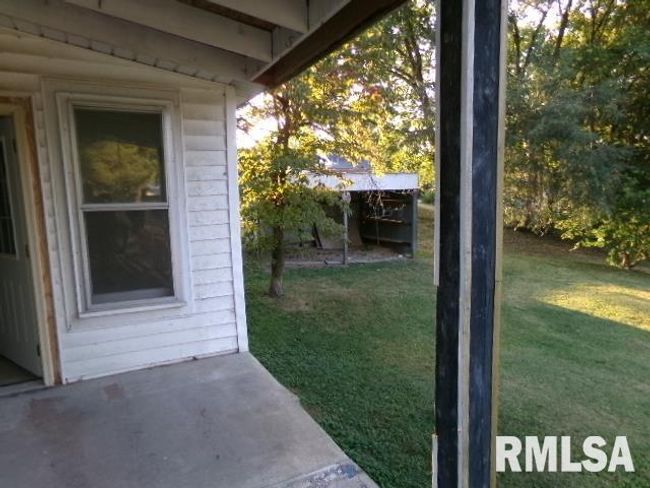 318 Williams St, House other with 4 bedrooms, 2 bathrooms and null parking in Rosiclare IL | Image 20