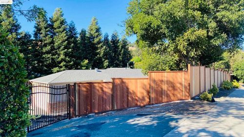 3540 Deer Hill Rd, Lafayette, CA, 94549 | Card Image