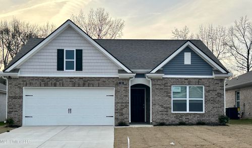 29 Thorn Tree St, Byhalia, MS, 38611-1110 | Card Image