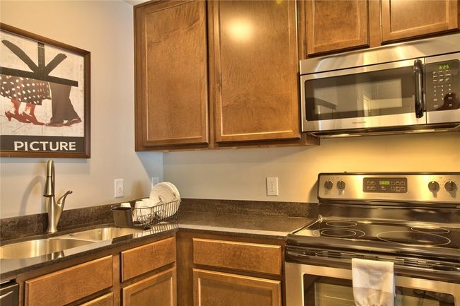 APT-117 - 924 E 51 St St, Townhouse with 1 bedrooms, 1 bathrooms and 1 parking in Austin TX | Image 12