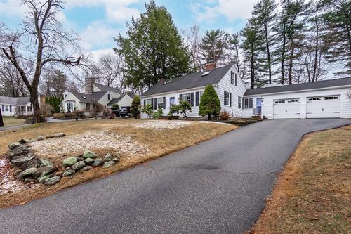 19 Homestead Rd, Lynnfield, MA, 01940-1248 | Card Image