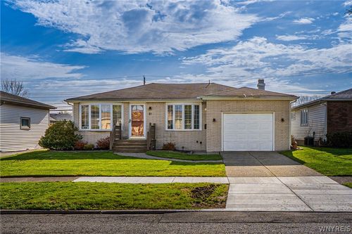 21 Grand Prix Dr, Cheektowaga, NY, 14227-3613 | Card Image