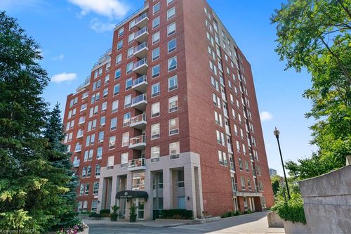 103-40 Old Mill Rd, Oakville, ON, L6J7W2 | Card Image