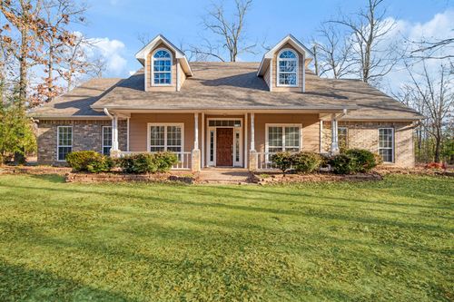 126 Hidden Lake Dr, Powderly, TX, 75473-9512 | Card Image