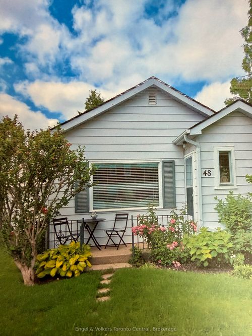48 Berry St, Meaford, ON, N4L1G2 | Card Image